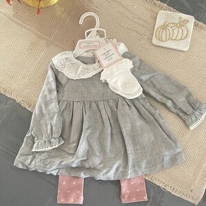 Cupcakes and cashmere kids. Size 3-6 months NWT three-piece outfit